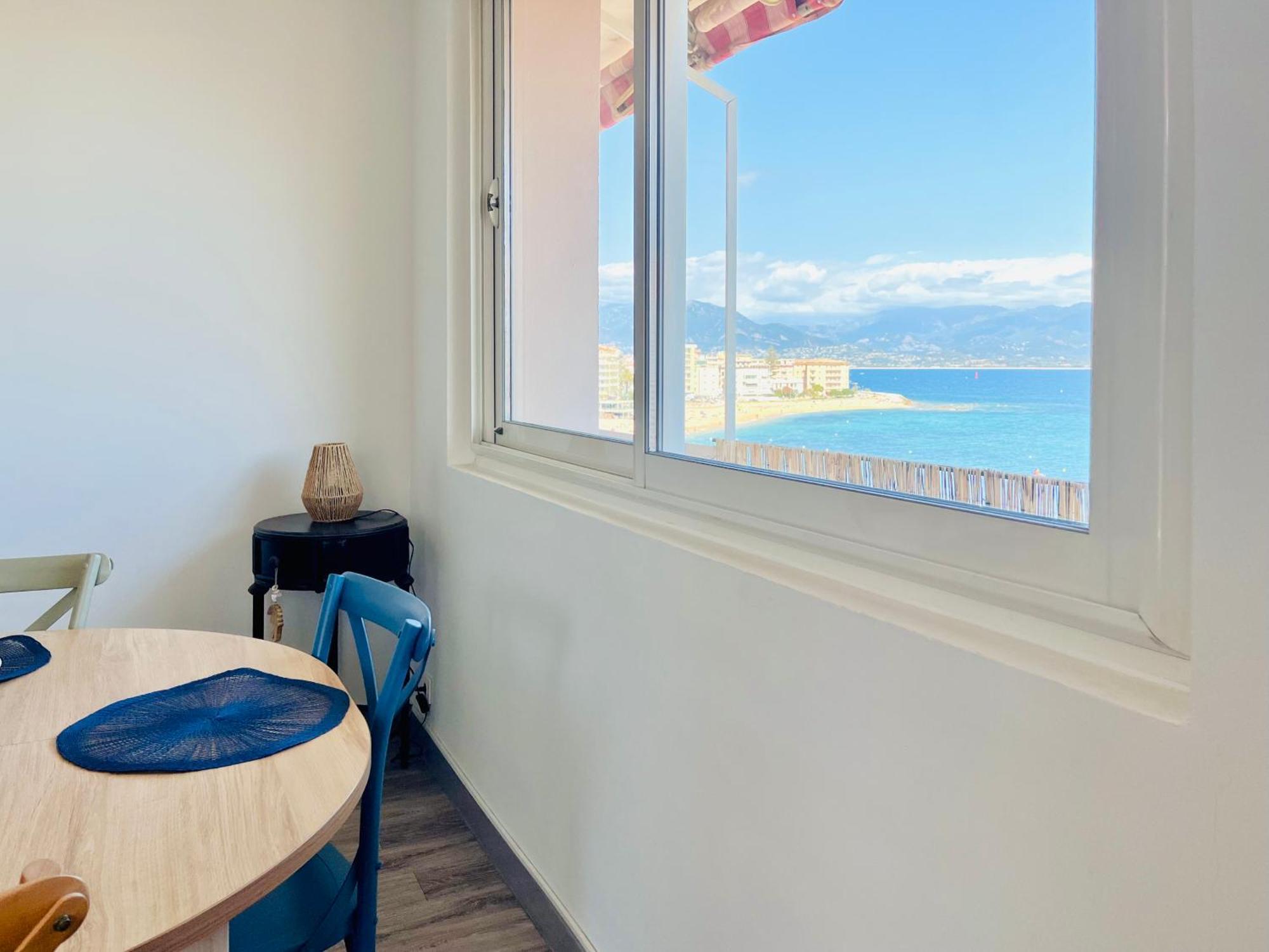 Front De Mer Beau T3 Climatise Balcon Parking Ajaccio Ajaccio  Extérieur photo